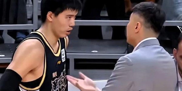 爱游戏体育登录入口-重磅：广东队内讧曝光：不堪忍受辱骂，焦泊乔更衣室与杜锋决裂