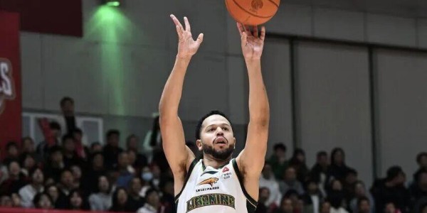 CBA男篮动态更新！带来北京男篮赵睿、新小外援，广东男篮新大外援以及辽宁男篮哈维的最新消息